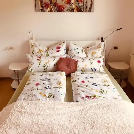 Resi Mit Traumhaftem Seepanorama ستيندورف ام أوسياخ