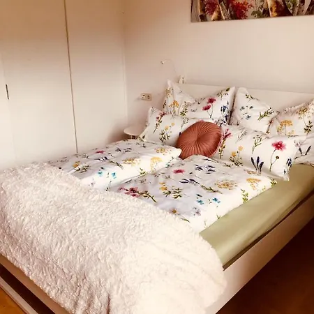 Resi Mit Traumhaftem Seepanorama Apartment