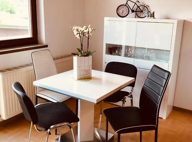 아파트 Resi Mit Traumhaftem Seepanorama *